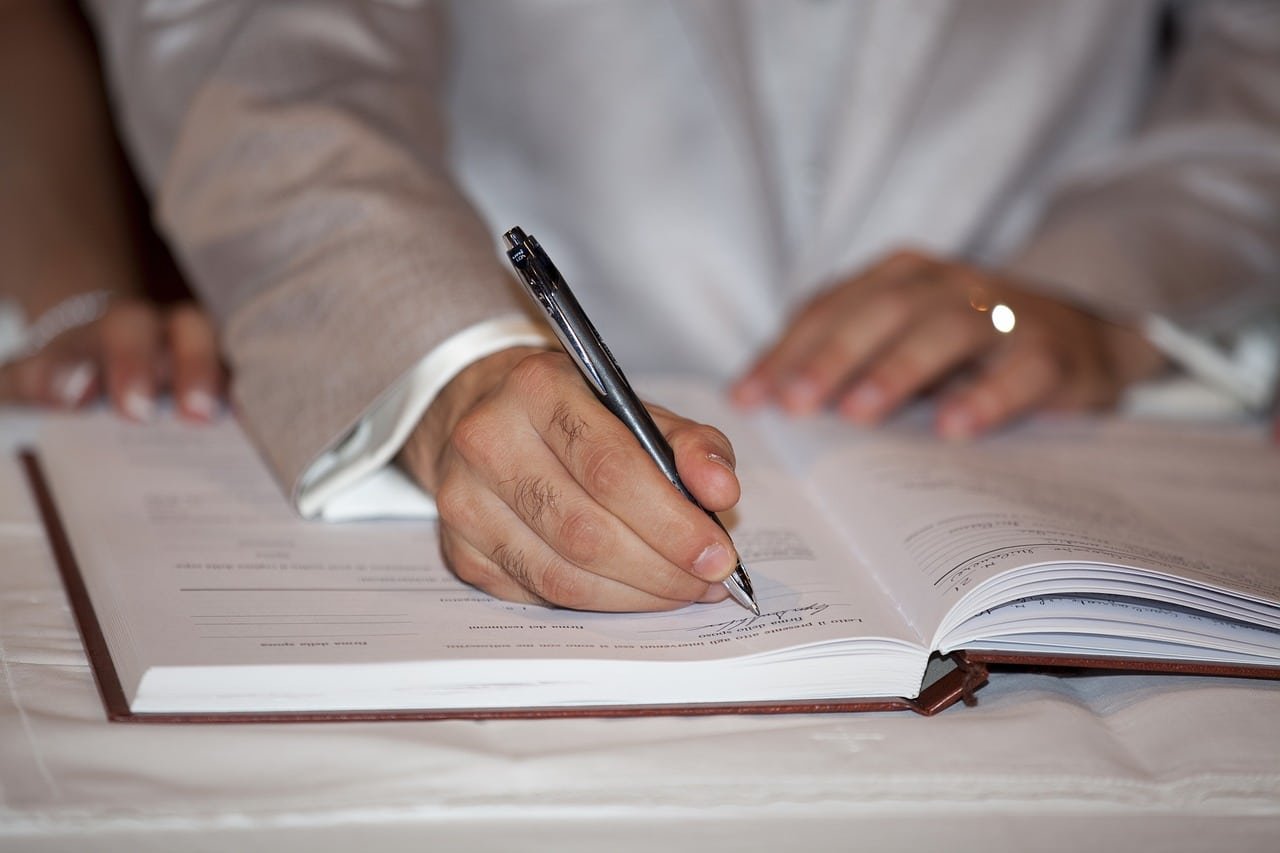 Loi Hamon : quelles conséquences pour les assurances voitures ?